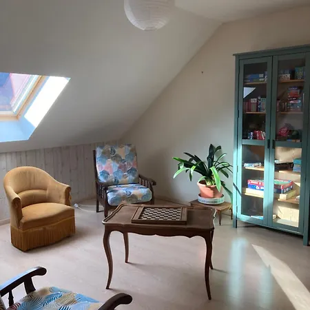 Lo Saunei لارونس