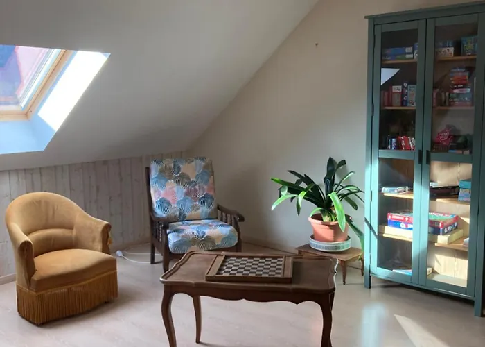 Lo Saunei لارونس