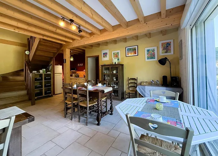 Lo Saunei فندق مبيت وإفطار